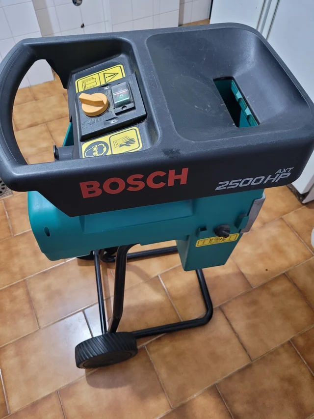 Biotrituradora Bosch 2500HP AXT
